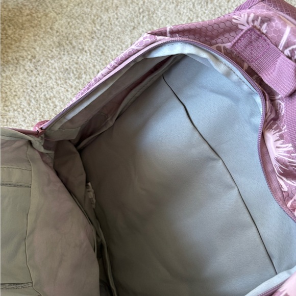 SENITA Workout/Travel roomy backpack - Picture 2 of 7